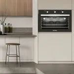 ⁦كومتيل فرن بلت ان كهرباء تركى مقاس 60*90 سم قوة 2000 واط 105 لتر 8+1 برامج اسود A9-SF3/B⁩ - الصورة ⁦3⁩